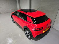 USED 2018 18 CITROEN C4 CACTUS 1.2 PURETECH FLAIR S/S 5d 109 BHP PAN ROOF + APPLE CAR PLAY + REVERSING CAMERA